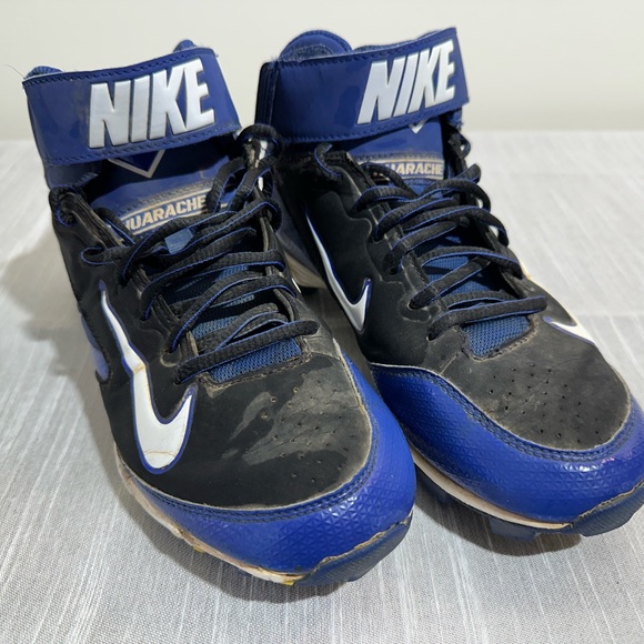 Nike Huarache high top baseball cleats, youth size 6 - Picture 2 of 7